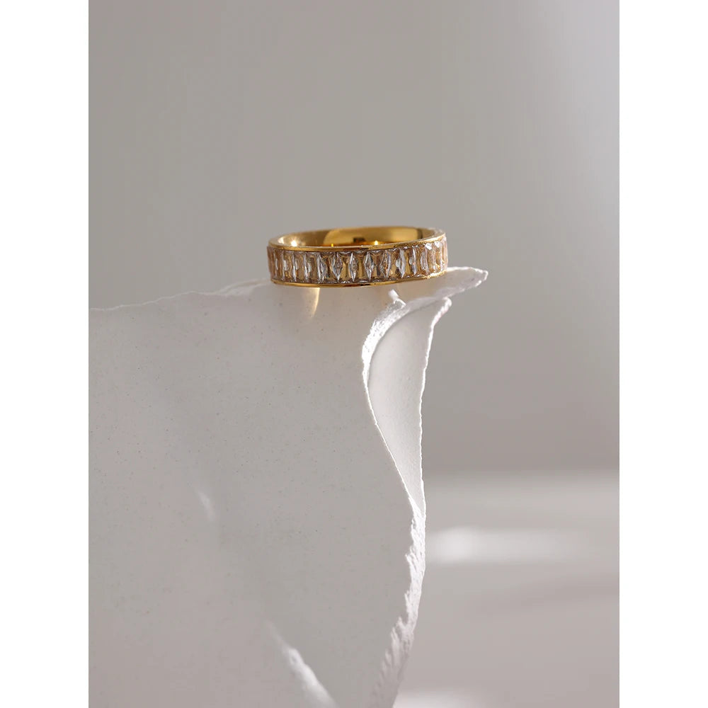 Anel Pure Eternity Banhado em Ouro 18k
