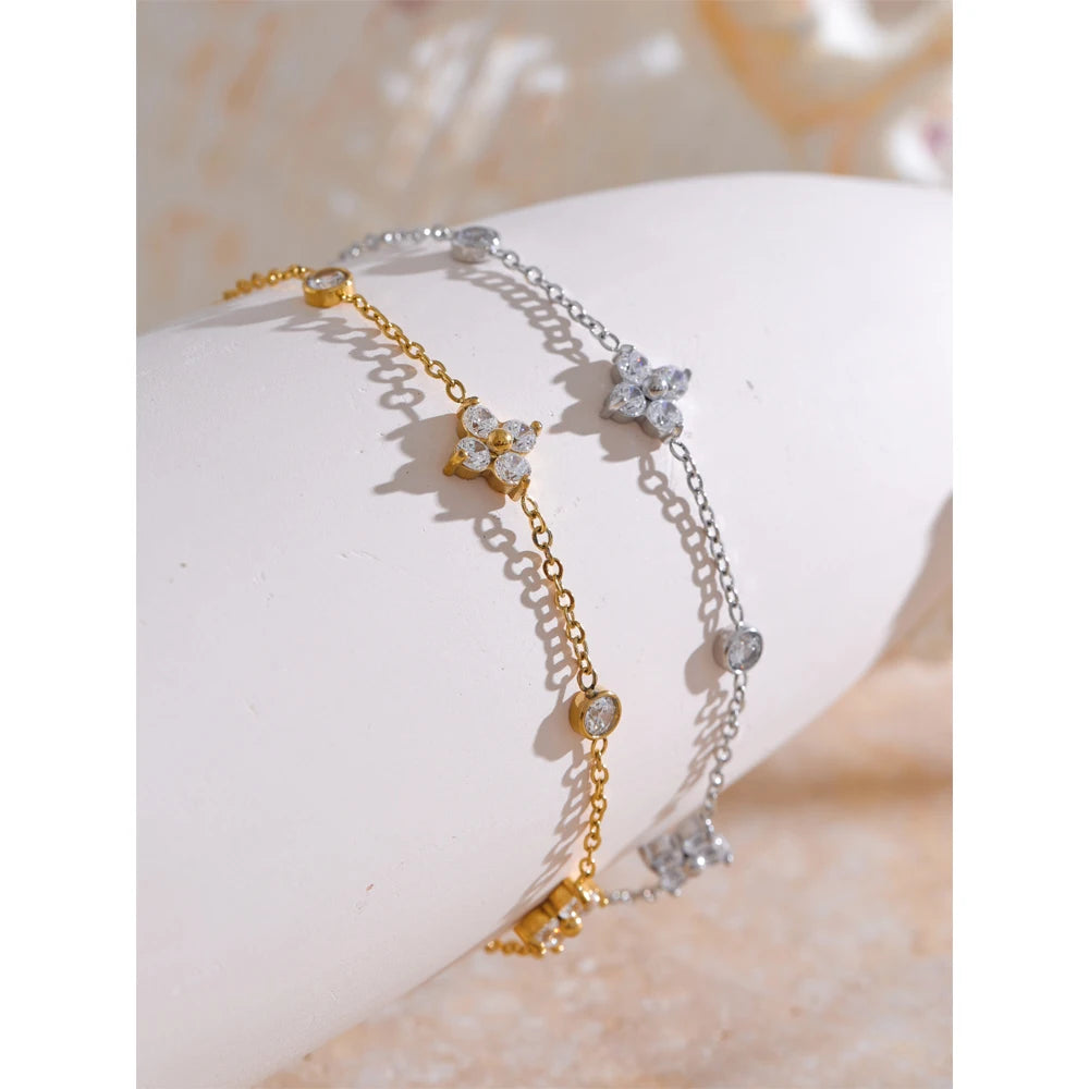 Pulseira Fleur Banhada em Ouro 18k