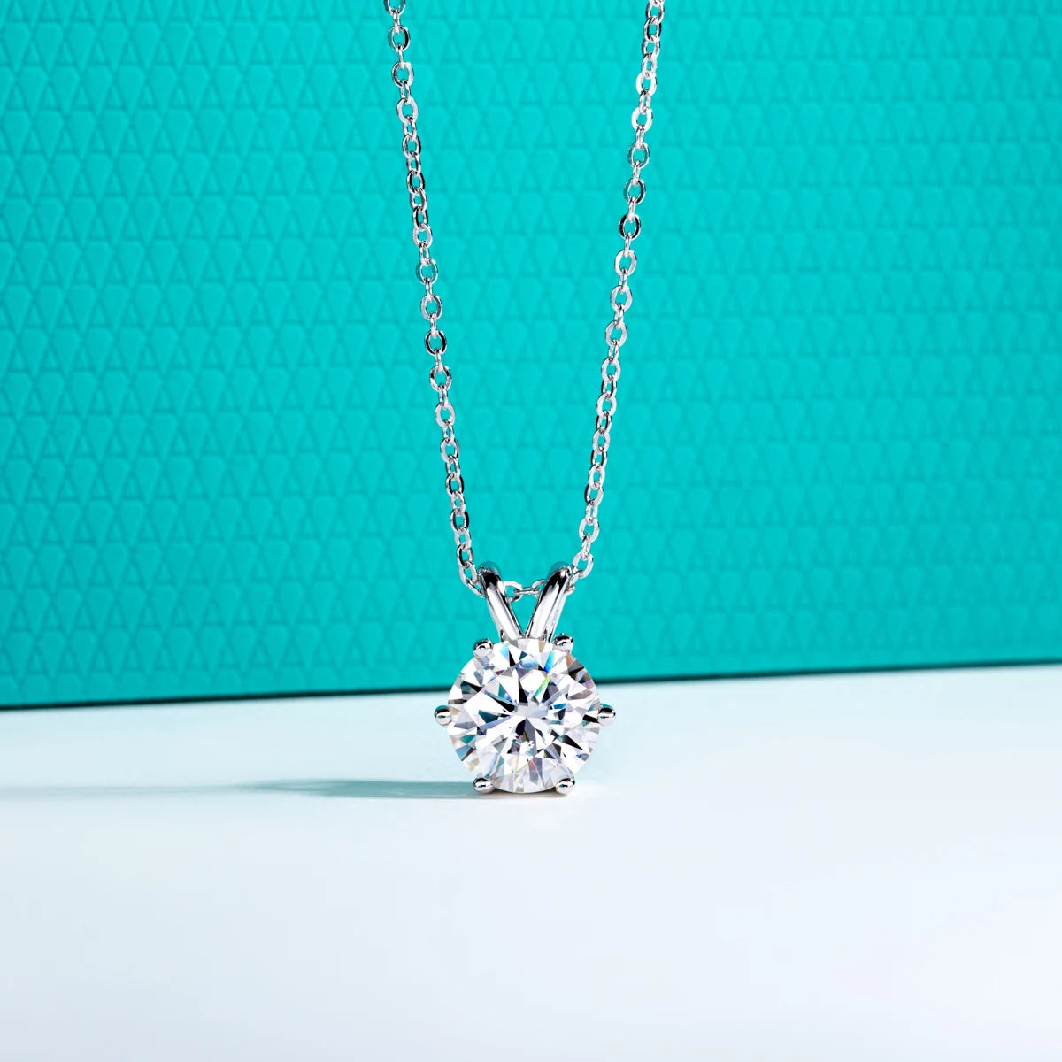 Colar Solitário Celeste Moissanite