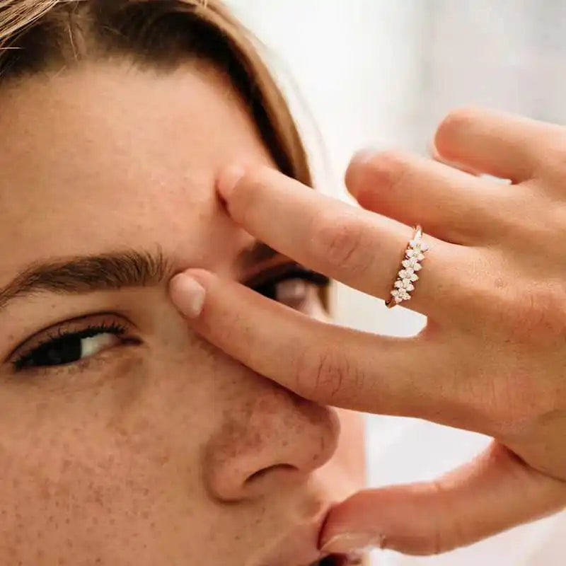 Anel Élise Banhado em Ouro 14k