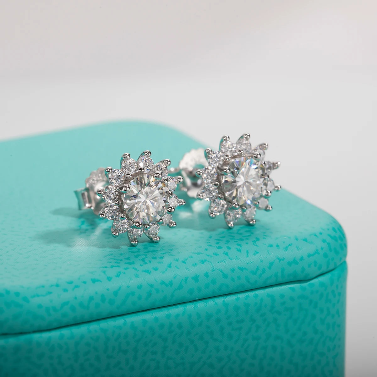 Brincos Soleil Royale Moissanite
