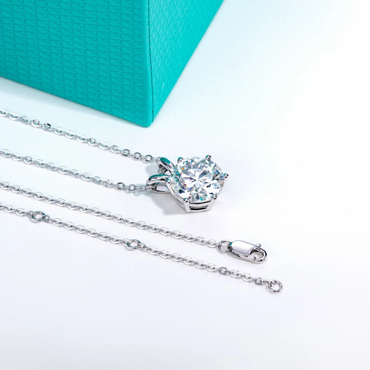 Colar Solitário Celeste Moissanite