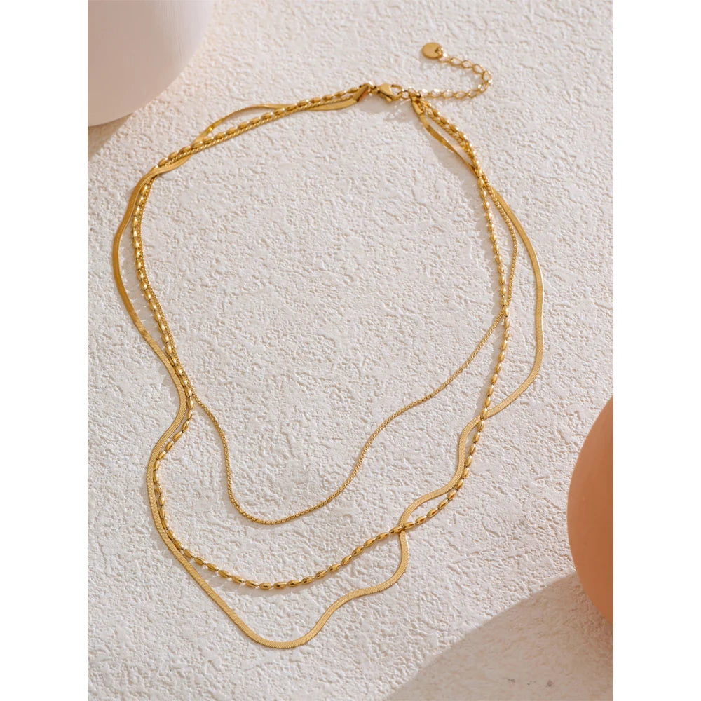 Colar Celeste Camadas Banhado em Ouro 18k