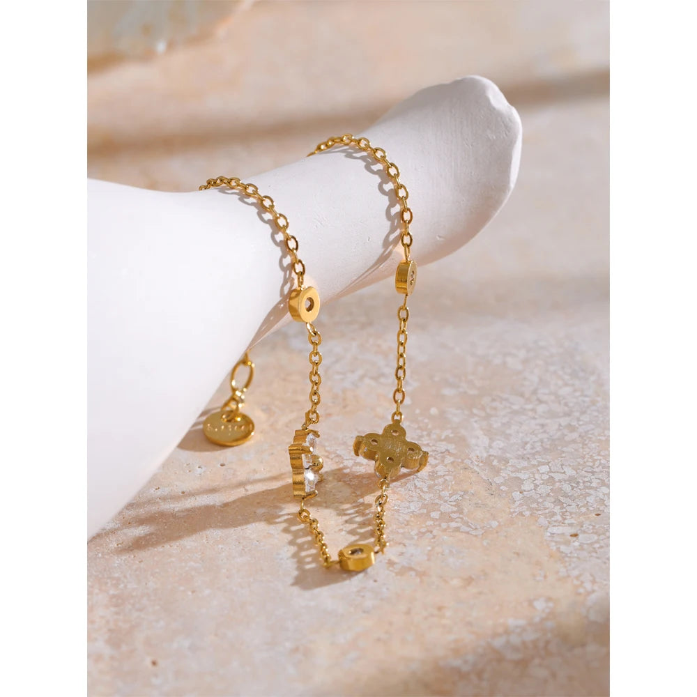 Pulseira Fleur Banhada em Ouro 18k