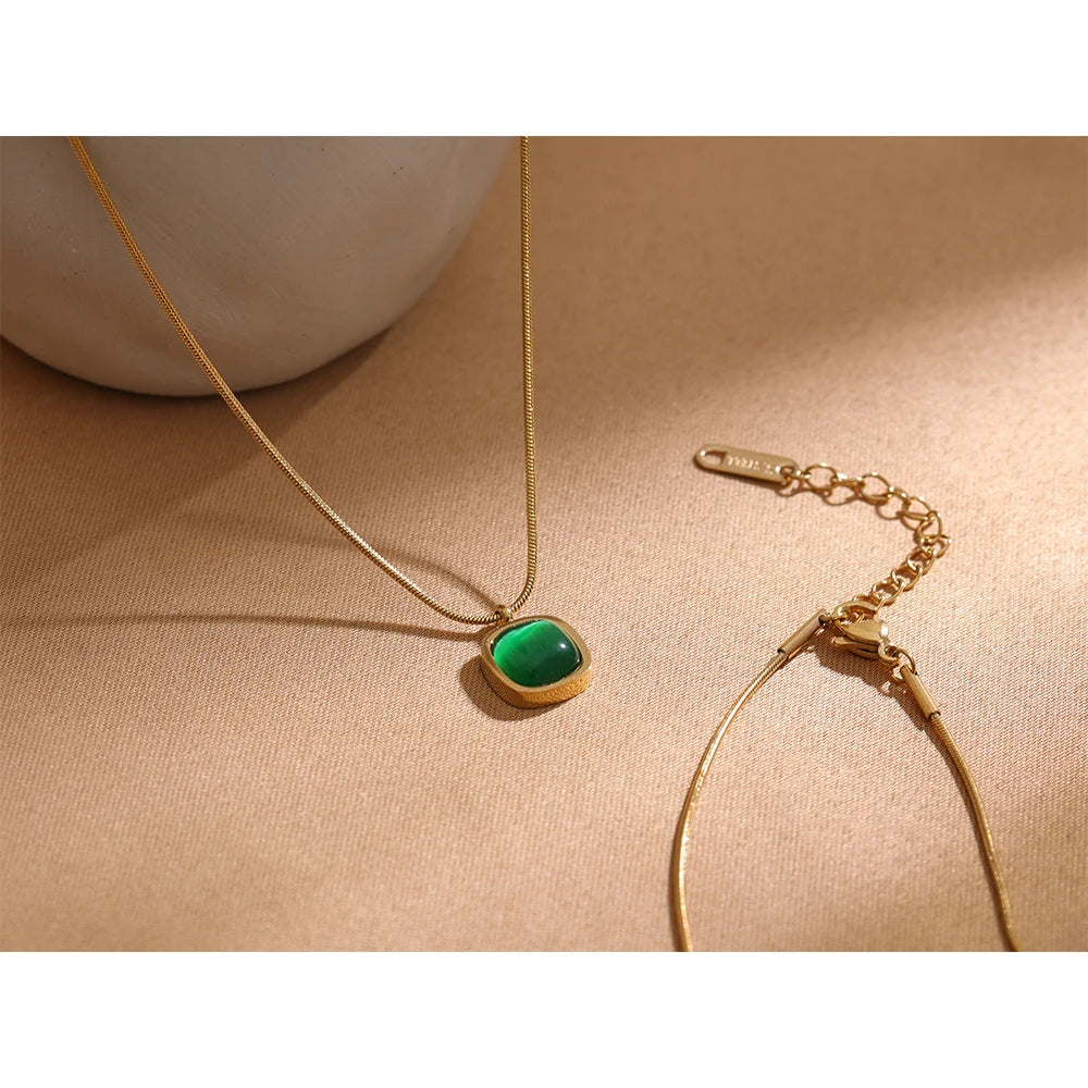 Colar Émeraude Banhado em Ouro 18k