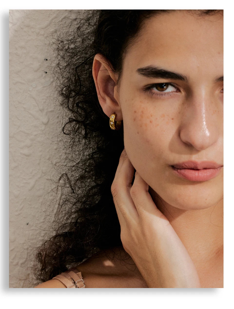 Brinco Delphine Banhado em Ouro 18k