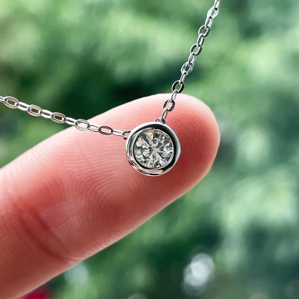 Colar Solitário Luna Moissanite