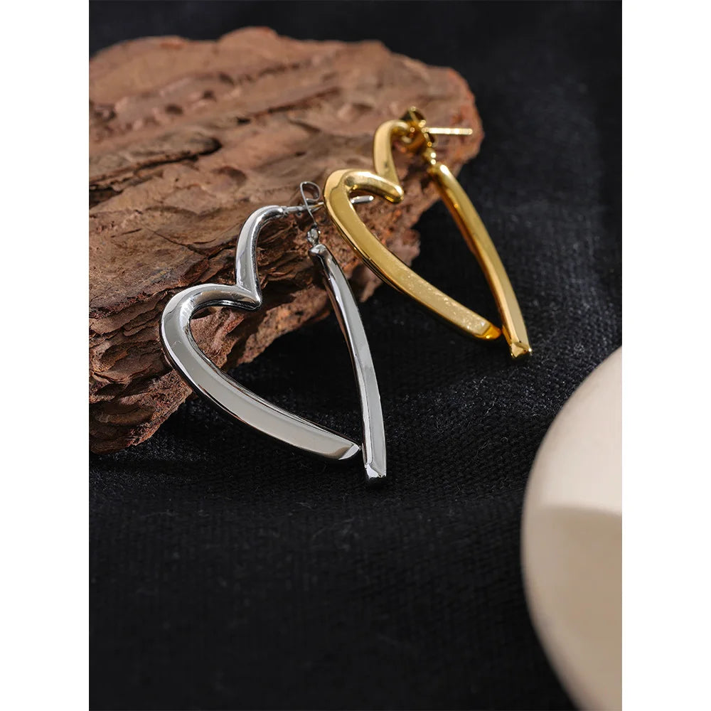 Brinco Amour Hoop Banhado em Ouro 18k
